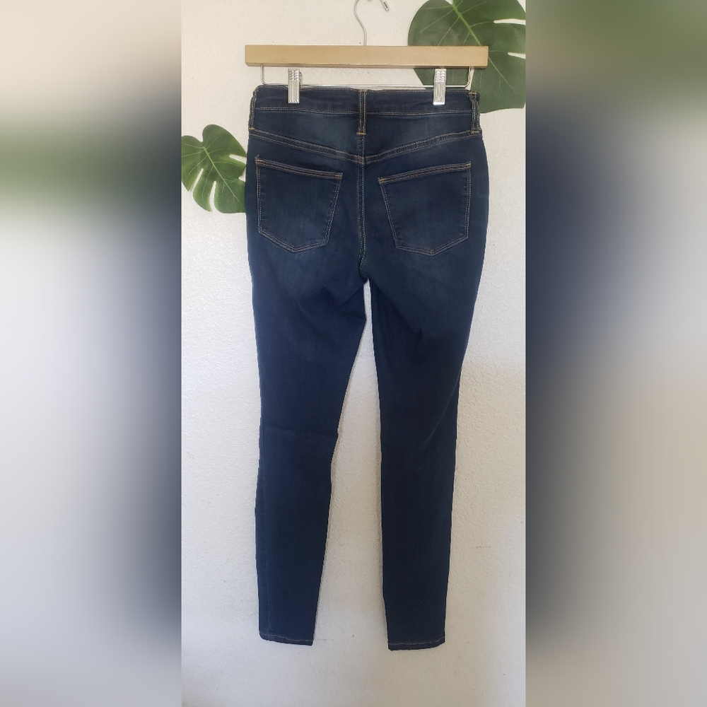 High Rise Jeggins Universal Thread - Picture 2 of 4